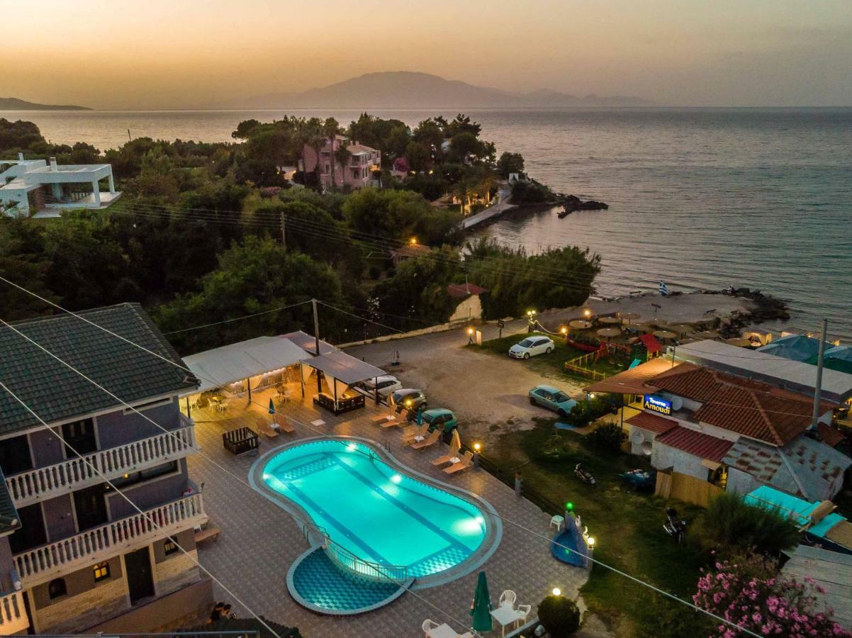 Appartement Amarylis Beachfront Amoudi